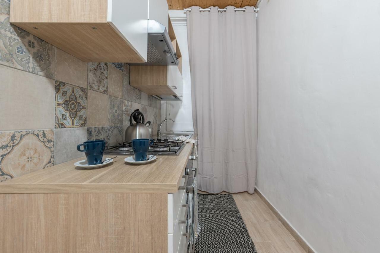 Qasr Home Beautiful Apartment In ปาแลร์โม ภายนอก รูปภาพ